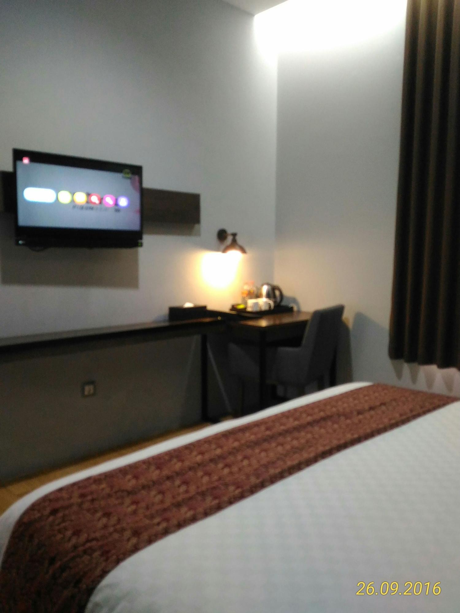 Grand Kangen Hotel Urip Sumoharjo Yogyakarta Exterior foto