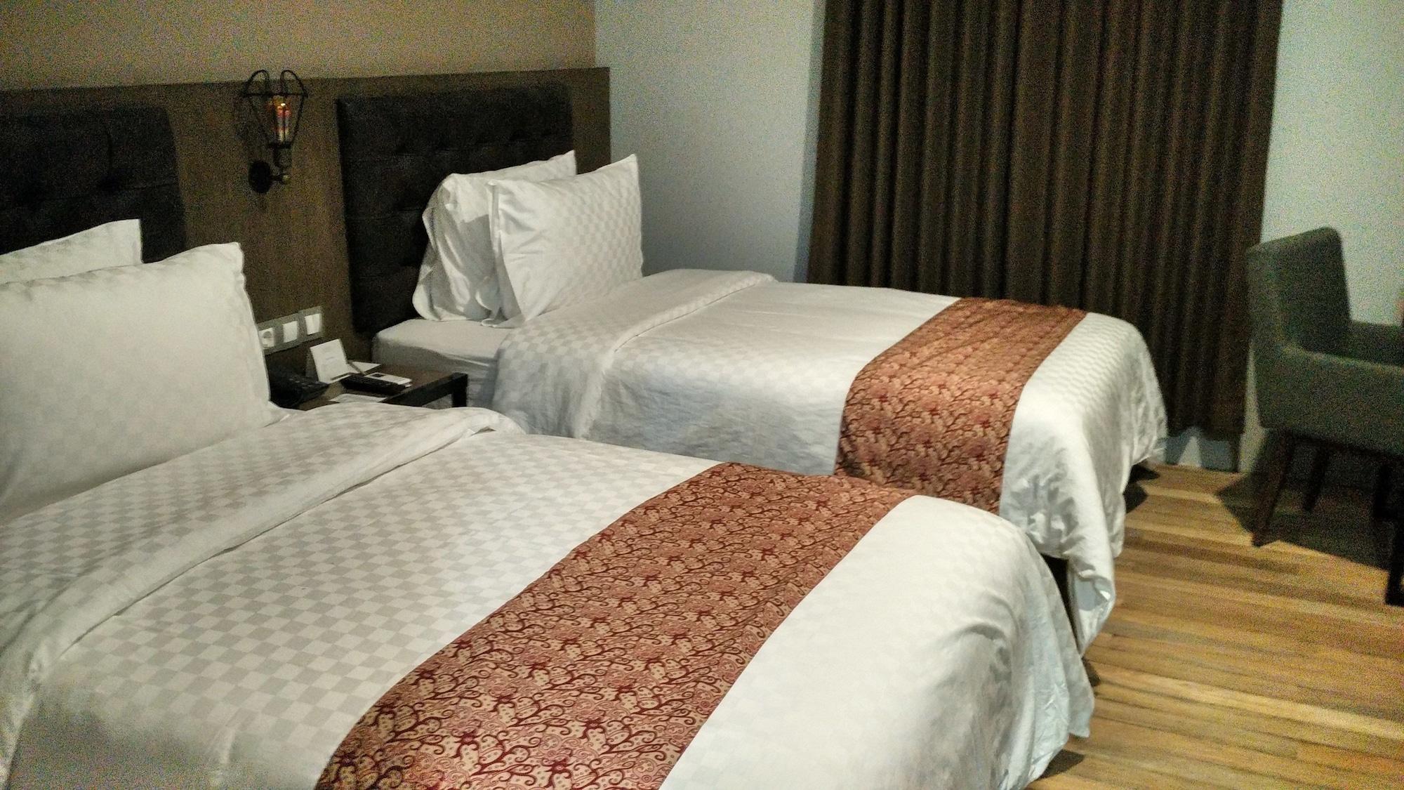 Grand Kangen Hotel Urip Sumoharjo Yogyakarta Exterior foto
