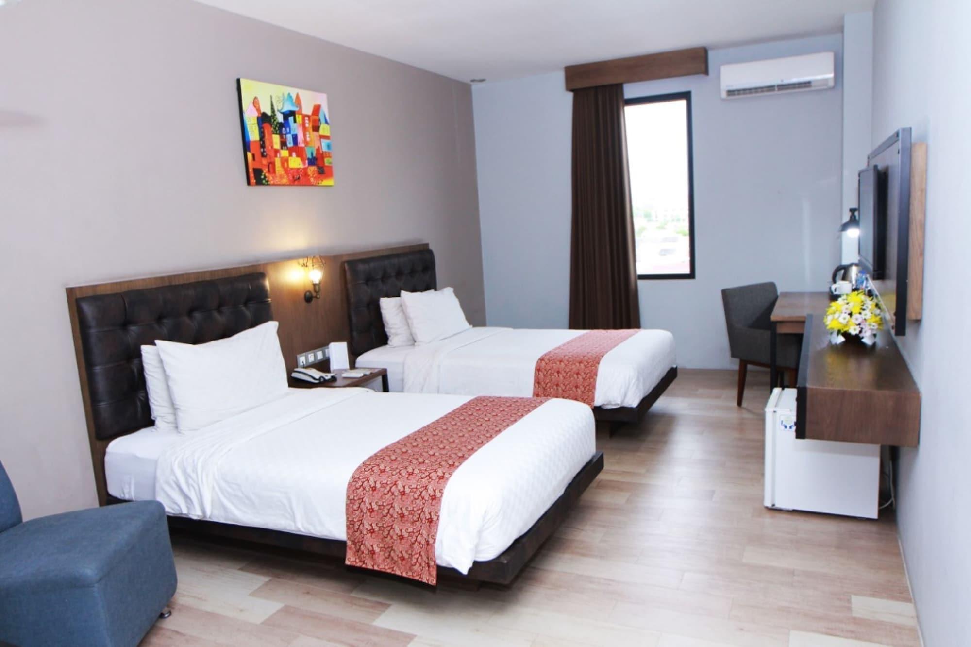 Grand Kangen Hotel Urip Sumoharjo Yogyakarta Exterior foto