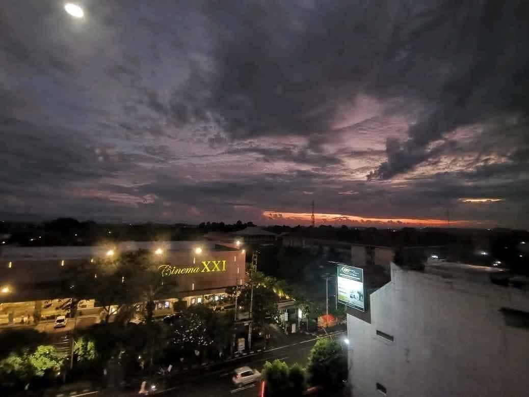 Grand Kangen Hotel Urip Sumoharjo Yogyakarta Exterior foto