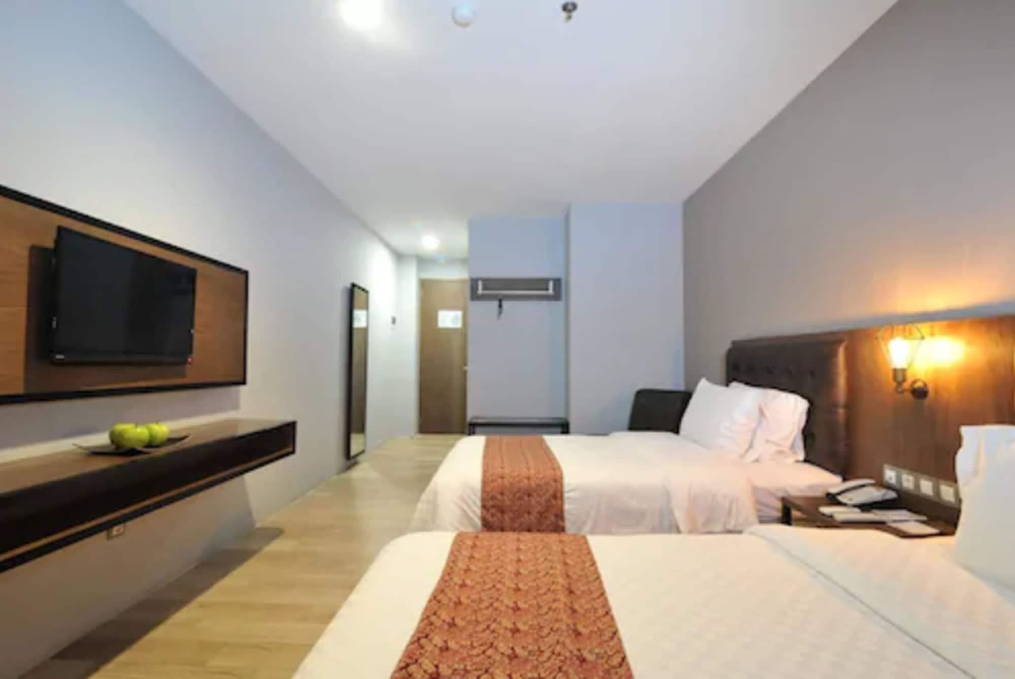 Grand Kangen Hotel Urip Sumoharjo Yogyakarta Exterior foto