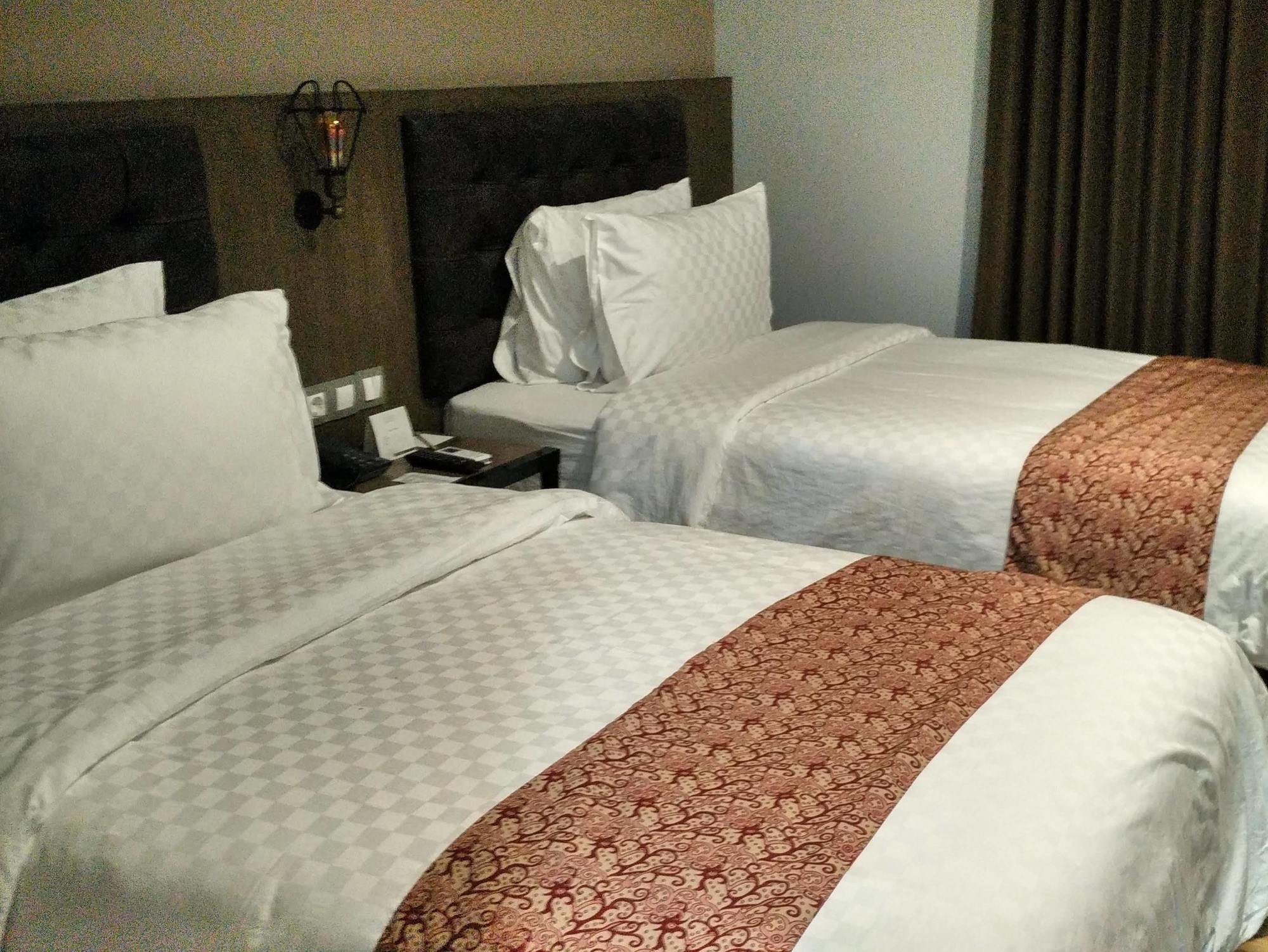 Grand Kangen Hotel Urip Sumoharjo Yogyakarta Exterior foto